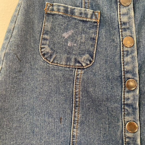 BDG Denim Button-Front skirt - Picture 3 of 5